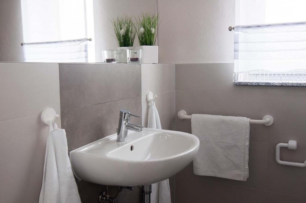 Komfortable Apartment-Wohnung فولدا المظهر الخارجي الصورة